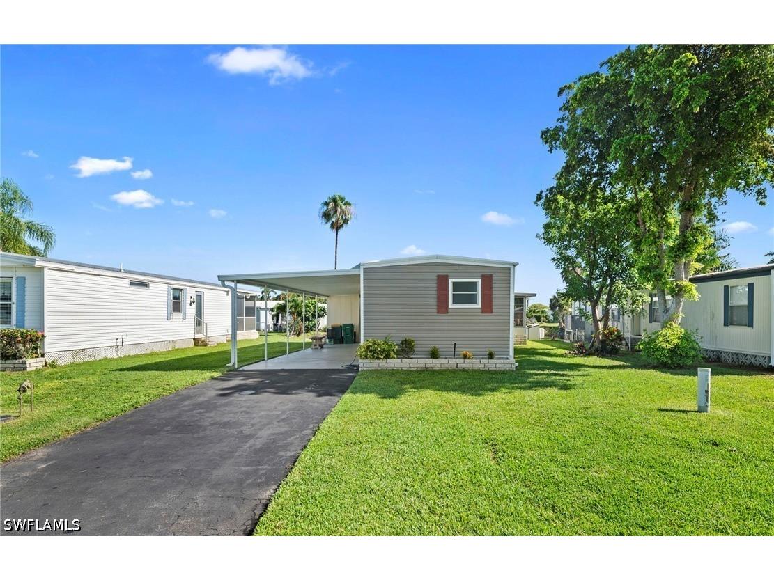 455 Cape Florida Way Naples FL 34104 226023657 image1