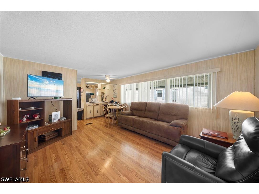 455 Cape Florida Way Naples FL 34104 226023657 image8