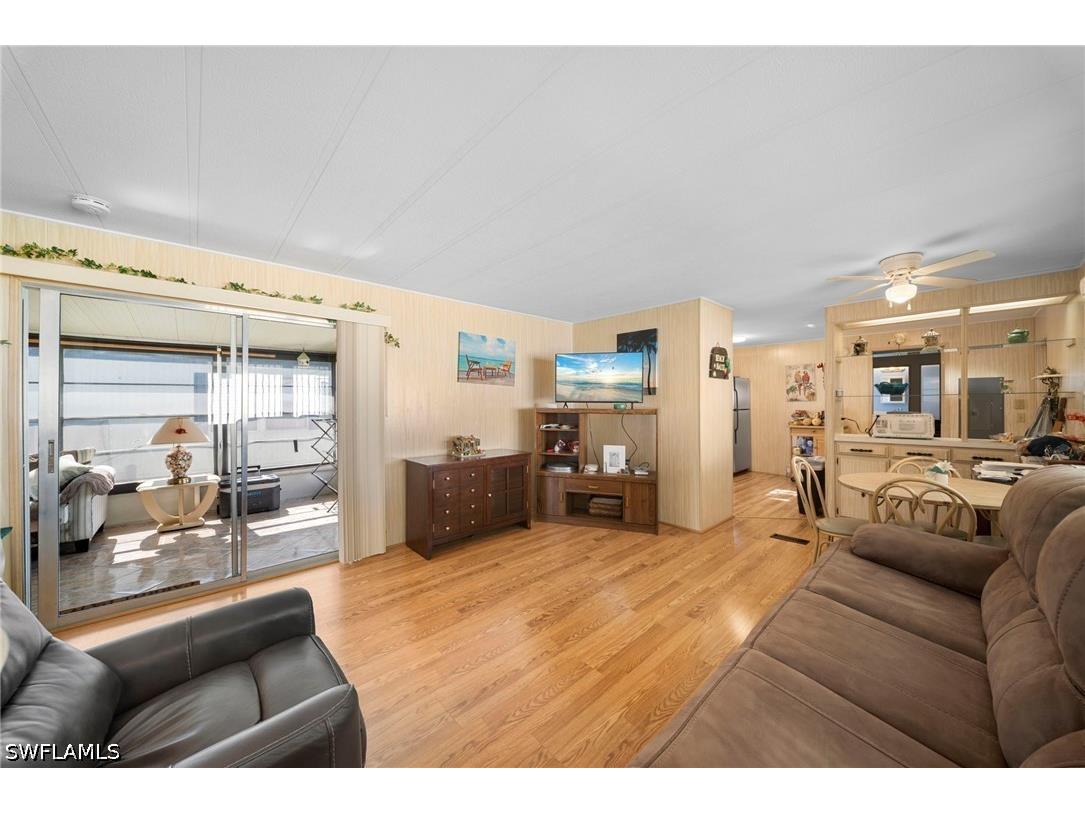 455 Cape Florida Way Naples FL 34104 226023657 image9