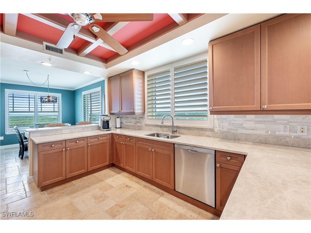 455 Cove Tower Drive #1101 Naples FL 34110 225074314 image14