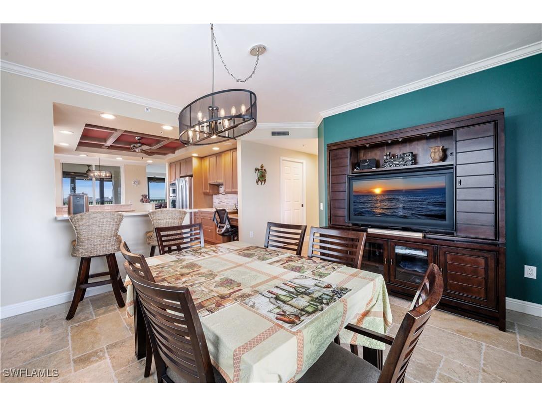 455 Cove Tower Drive #1101 Naples FL 34110 225074314 image16