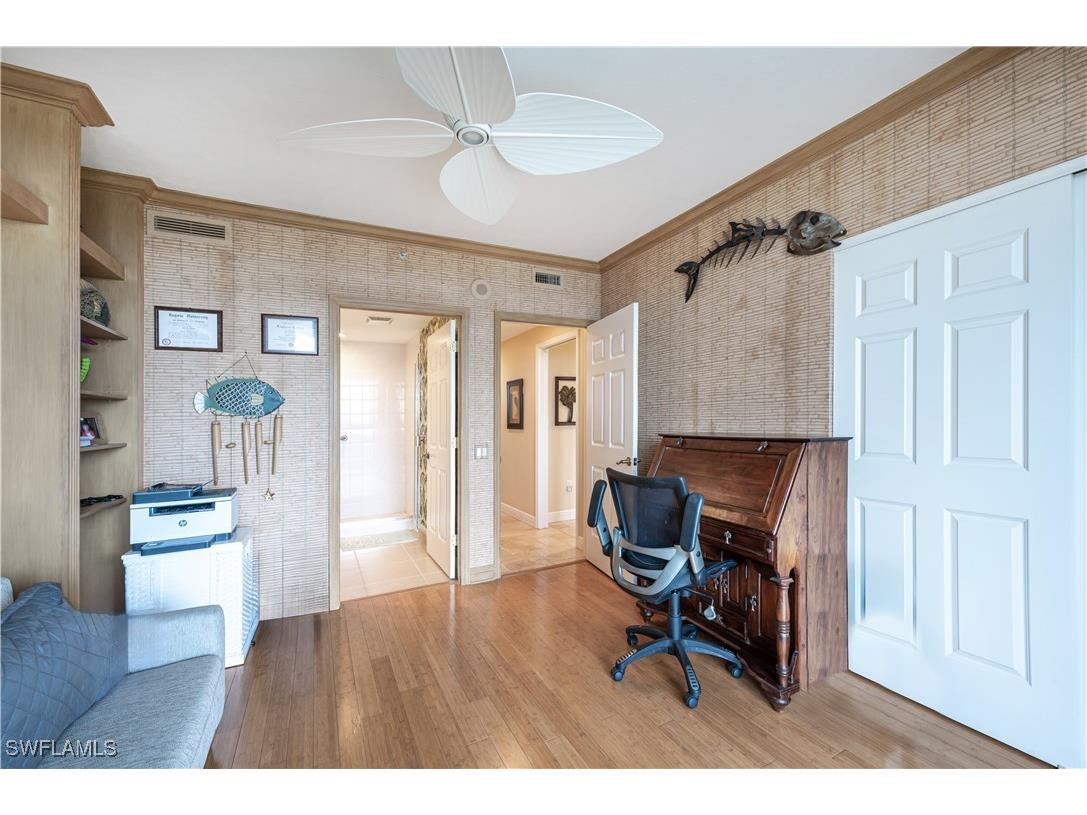 455 Cove Tower Drive #1101 Naples FL 34110 225074314 image24