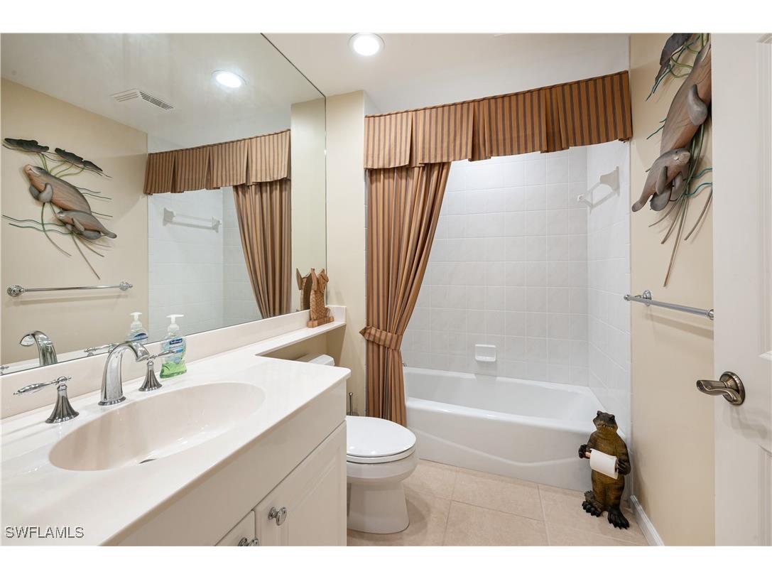 455 Cove Tower Drive #1101 Naples FL 34110 225074314 image27