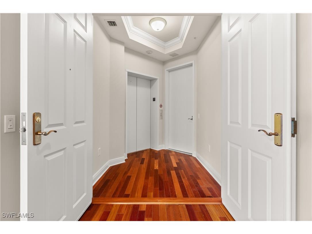 455 Cove Tower Drive #1703 Naples FL 34110 225085269 image4