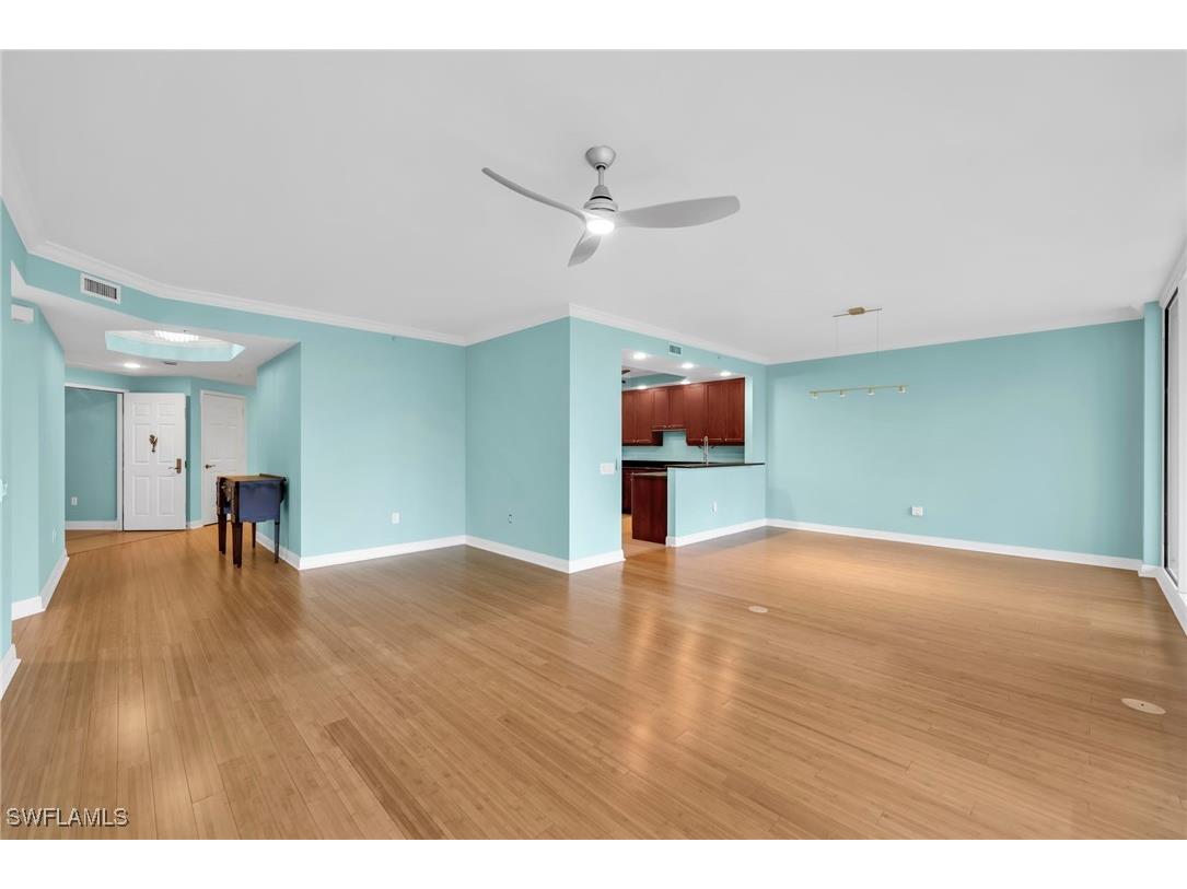 455 Cove Tower Drive #303 Naples FL 34110 225028306 image6