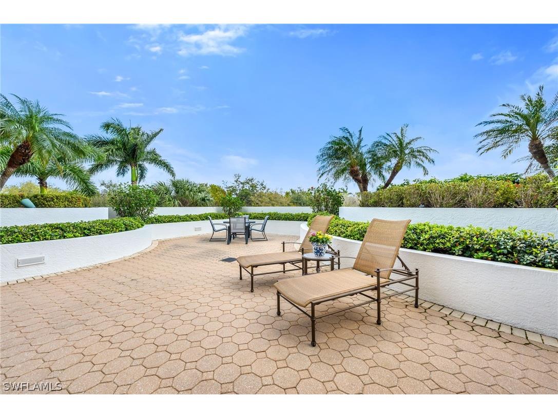 455 Cove Tower Drive #304 Naples FL 34110 226010218 image21