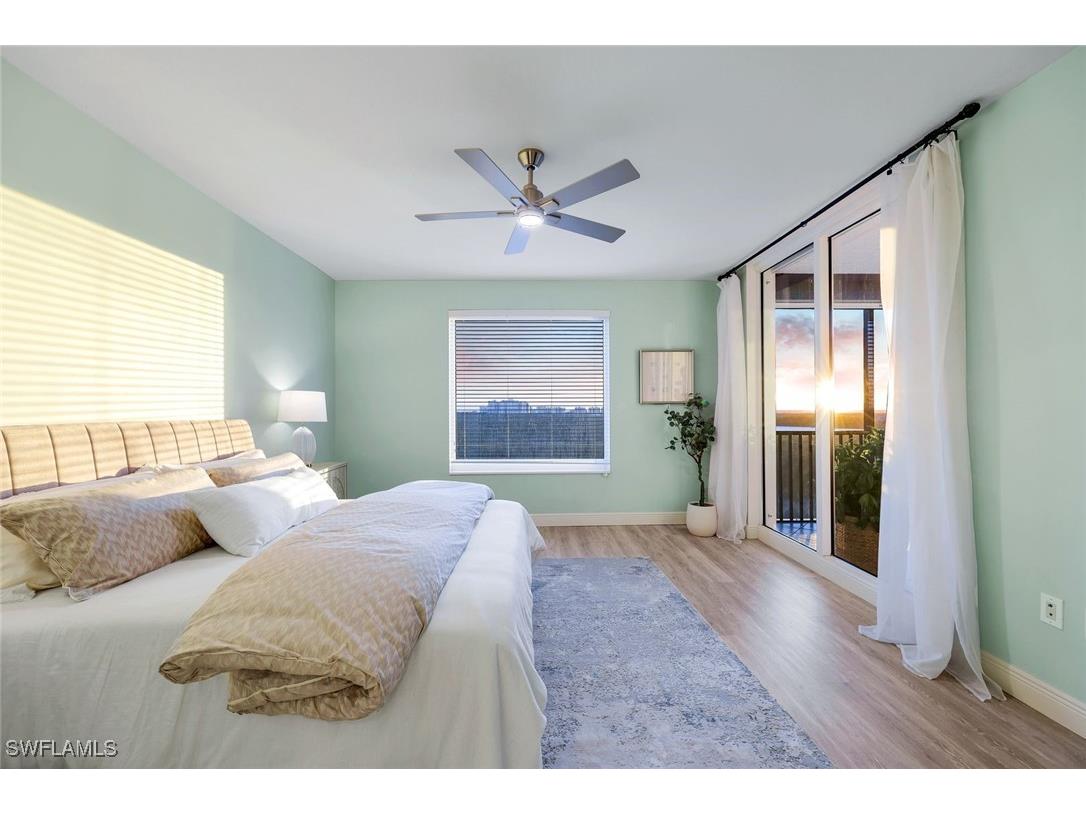 455 Cove Tower Drive #902 Naples FL 34110 225076311 image22