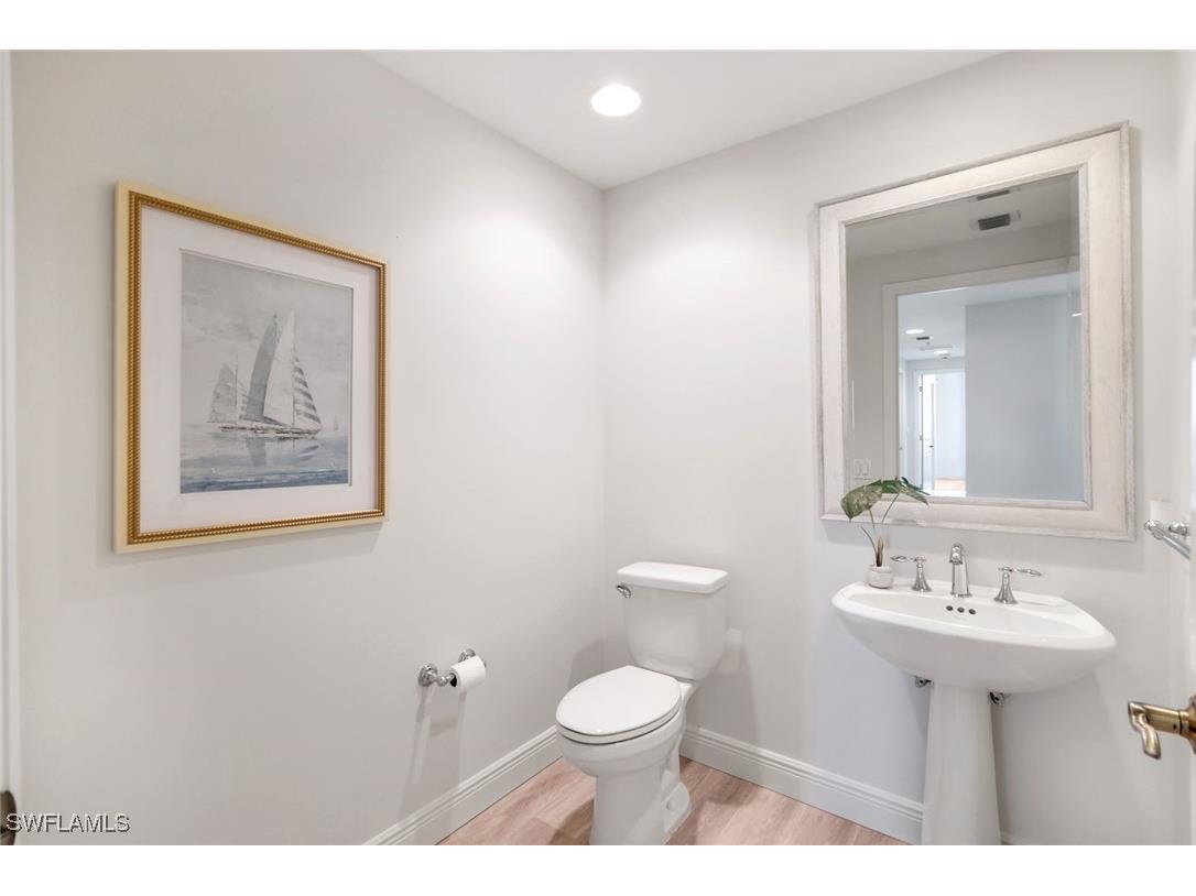 455 Cove Tower Drive #902 Naples FL 34110 225076311 image30