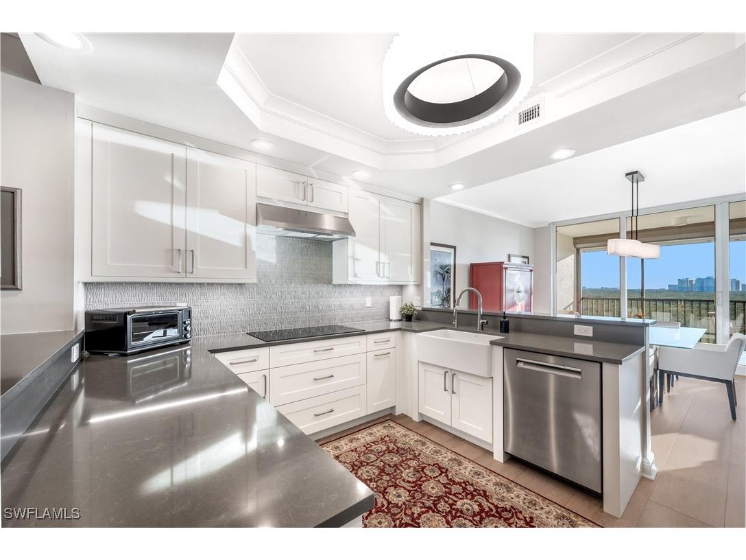 455 Cove Tower Drive #903 Naples FL 34110 224094924 image11