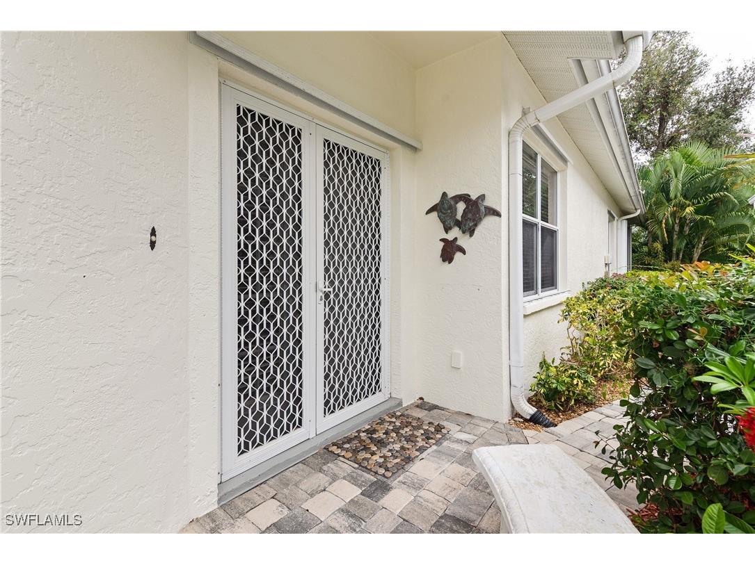 455 Crossfield Circle #71 Naples FL 34104 225081960 image2