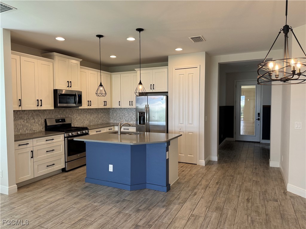 4550 Mystic Blue Way Fort Myers FL 33966 2025013654 image5