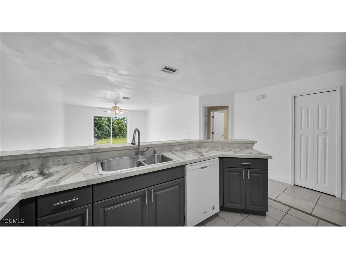 4551 22nd Street SW Lehigh Acres FL 33973 2025003906 image10