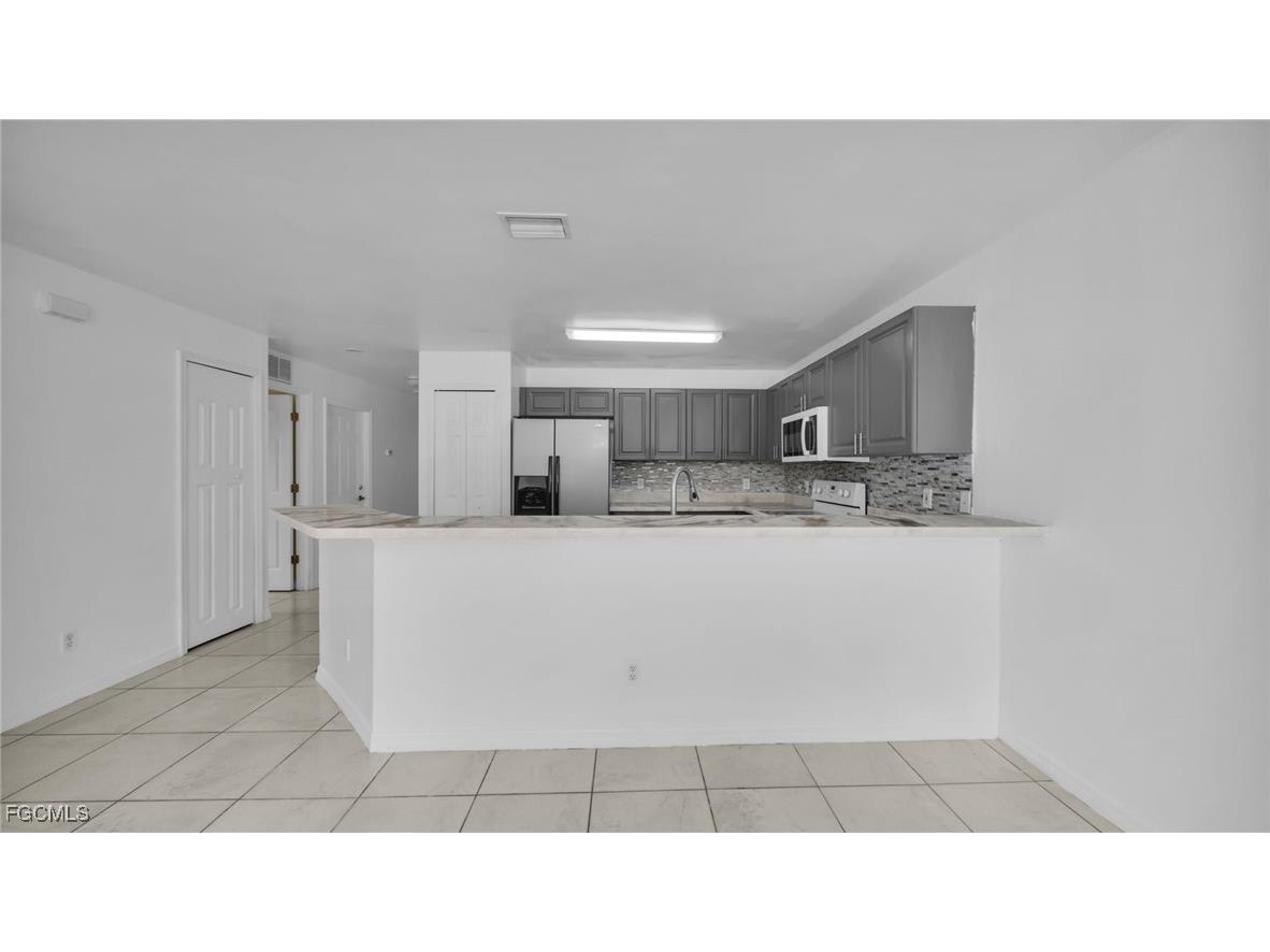 4551 22nd Street SW Lehigh Acres FL 33973 2025003906 image17