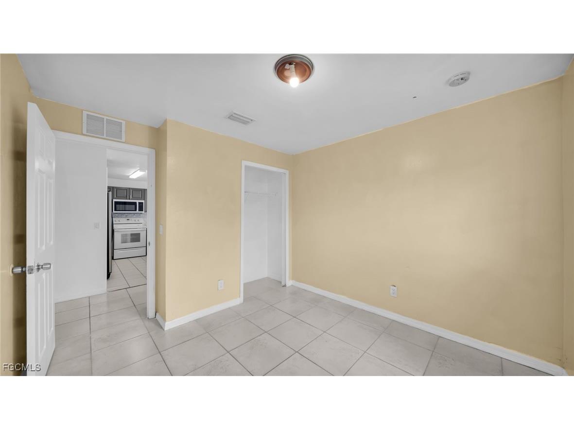 4551 22nd Street SW Lehigh Acres FL 33973 2025003906 image6
