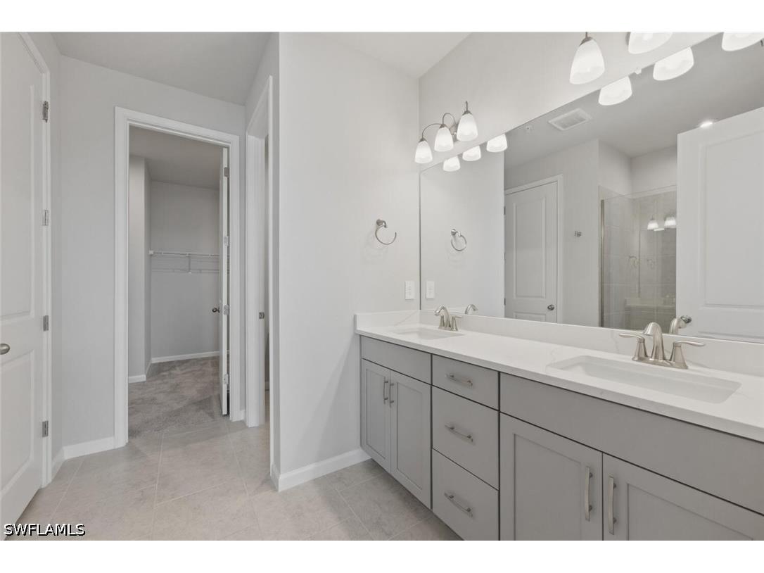 4551 Arboretum Circle #203 Naples FL 34112 226022990 image11