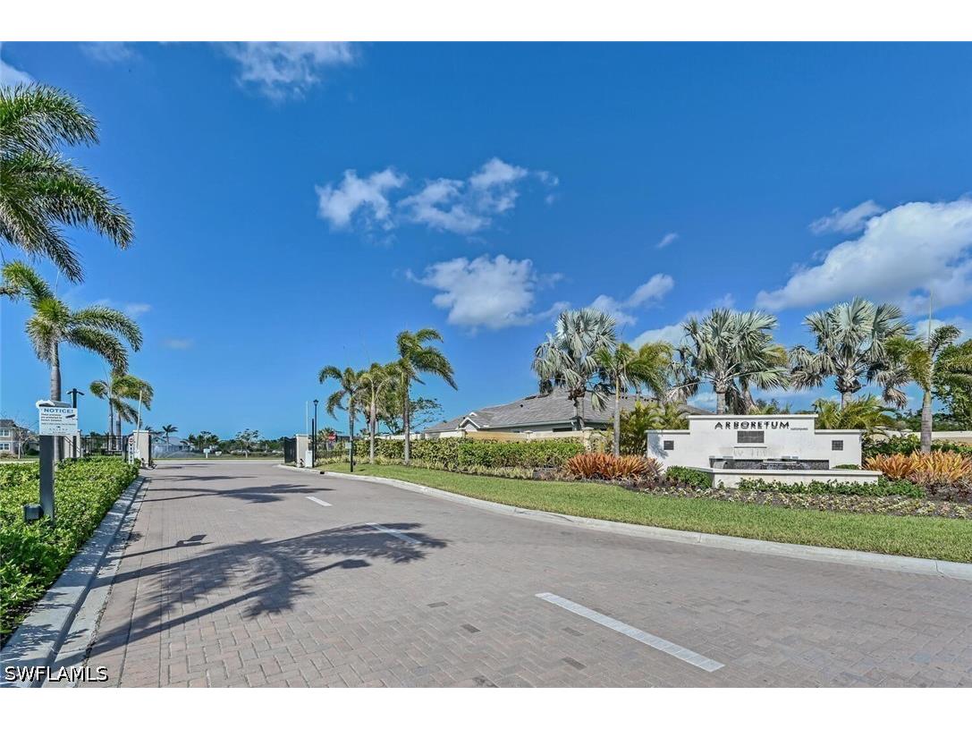 4551 Arboretum Circle #203 Naples FL 34112 226022990 image38