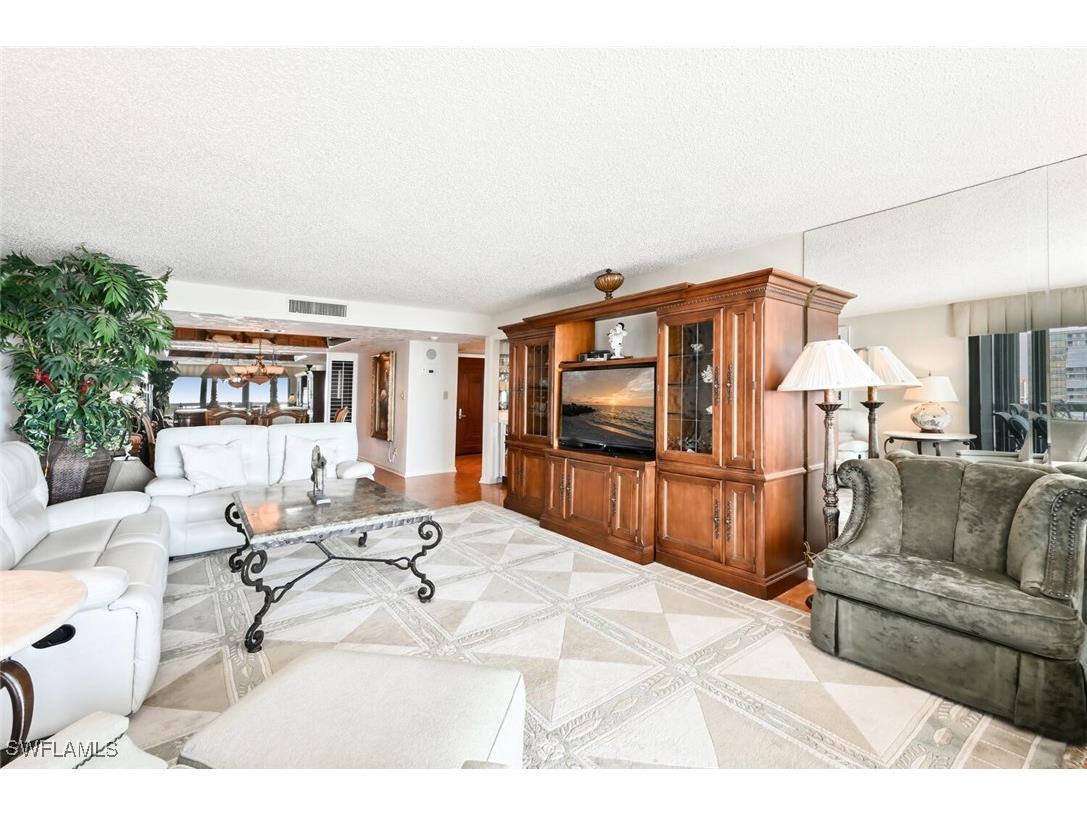 4551 Gulf Shore Boulevard N #1001 Naples FL 34103 225057570 image11