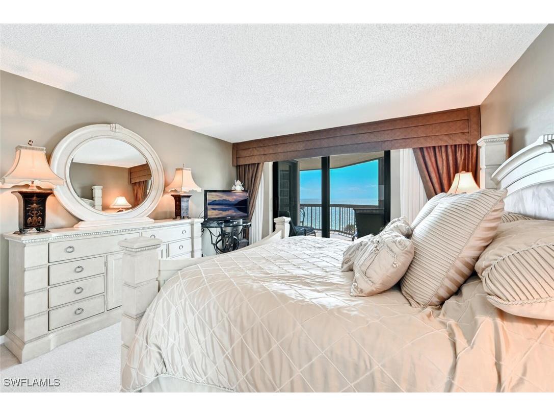 4551 Gulf Shore Boulevard N #1001 Naples FL 34103 225057570 image14