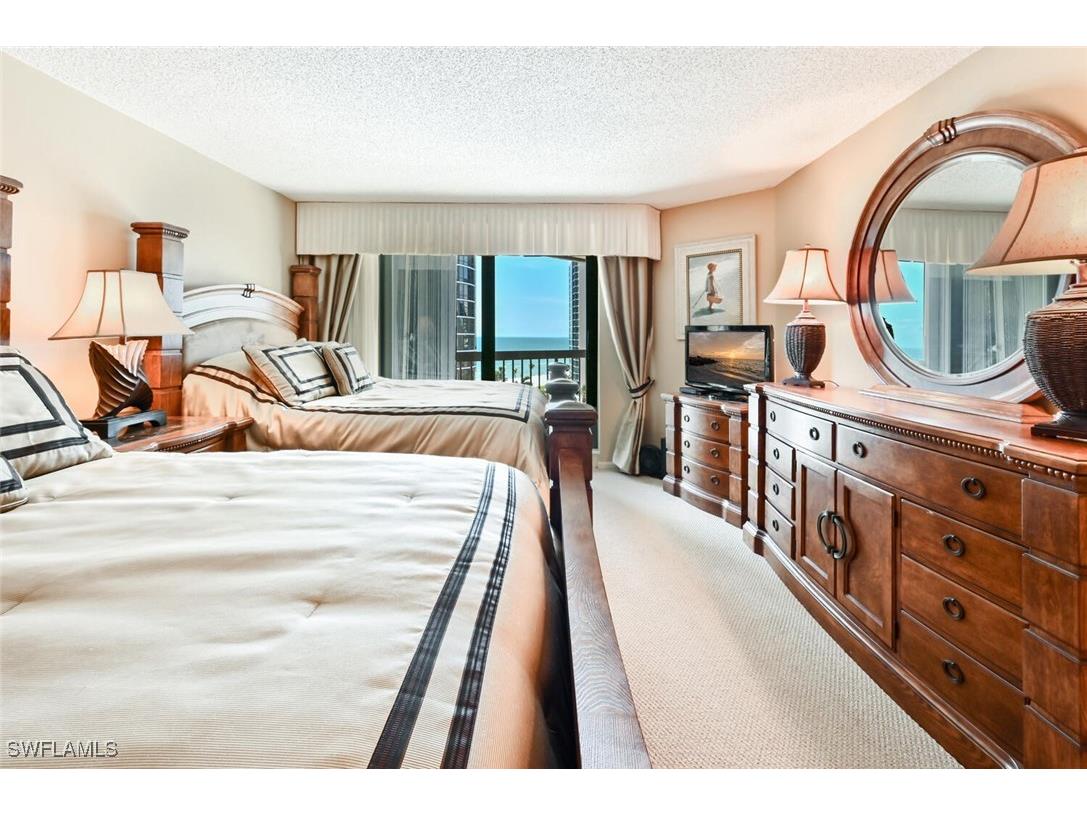 4551 Gulf Shore Boulevard N #1001 Naples FL 34103 225057570 image18