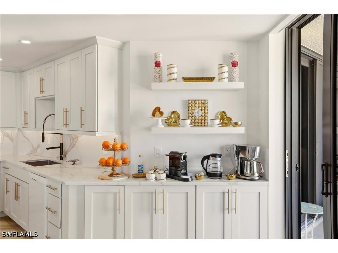 4551 Gulf Shore Boulevard N #1500 Naples FL 34103 226016660 image8