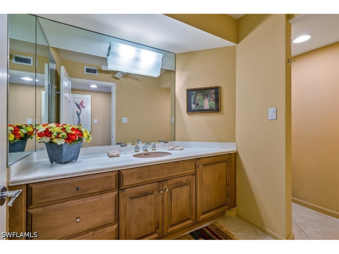 4551 Gulf Shore Boulevard N #1600 Naples FL 34103 226024129 image16