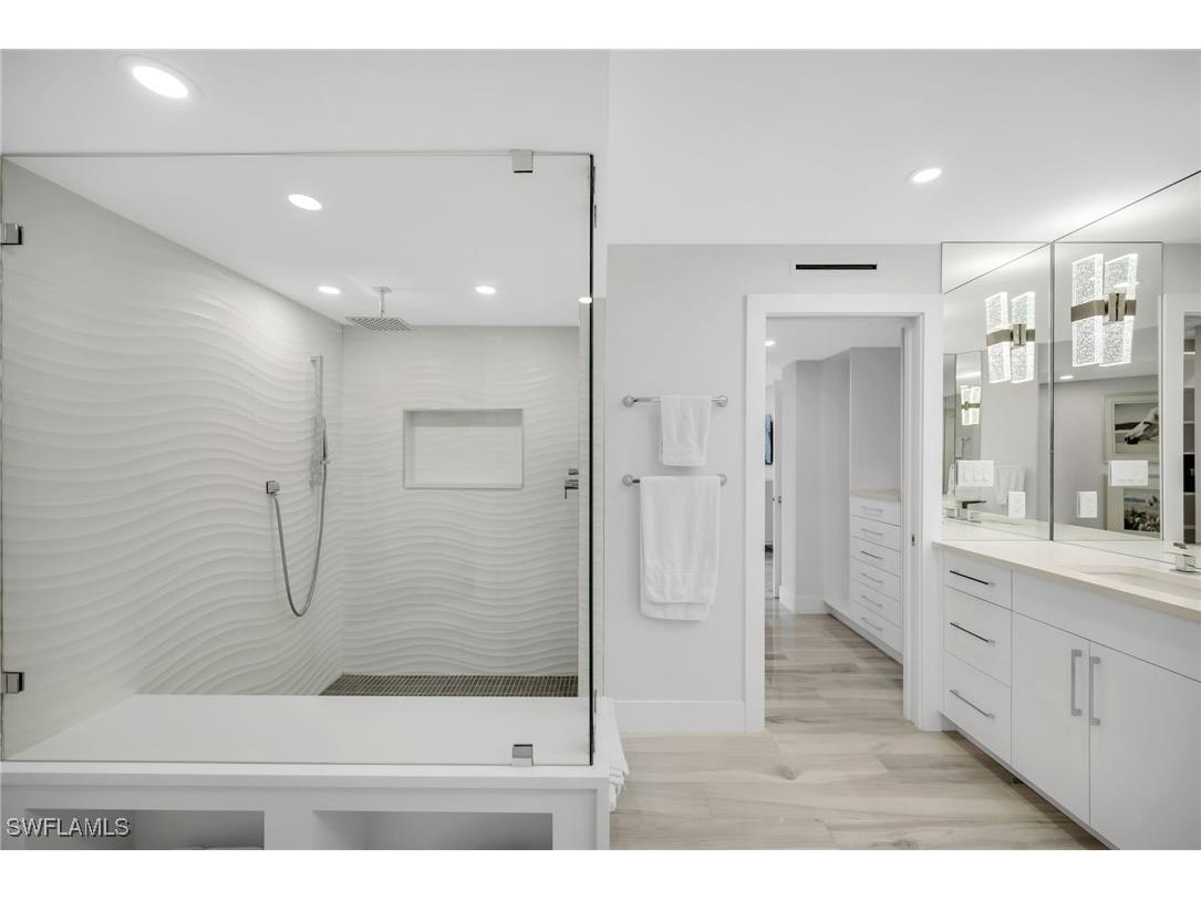 4551 Gulf Shore Boulevard N #1805 Naples FL 34103 225083724 image14