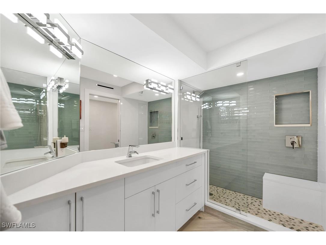 4551 Gulf Shore Boulevard N #1805 Naples FL 34103 225083724 image16