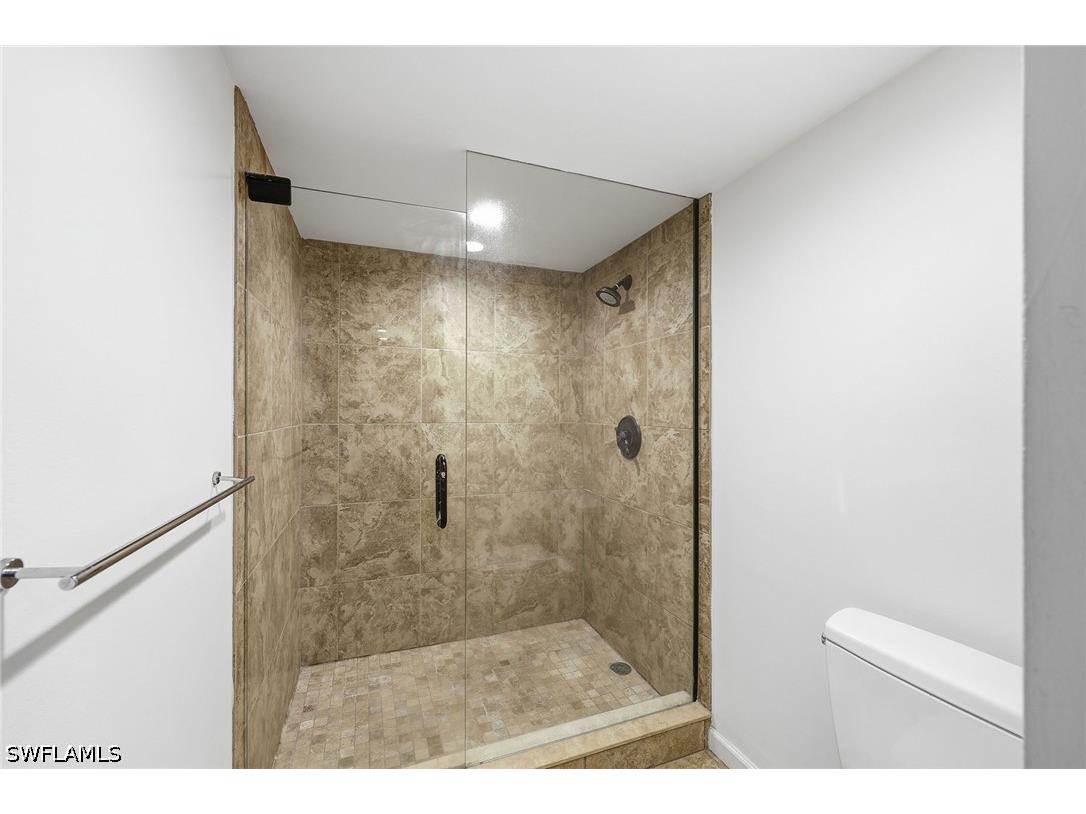 4551 Gulf Shore Boulevard N #200 Naples FL 34103 226026716 image26