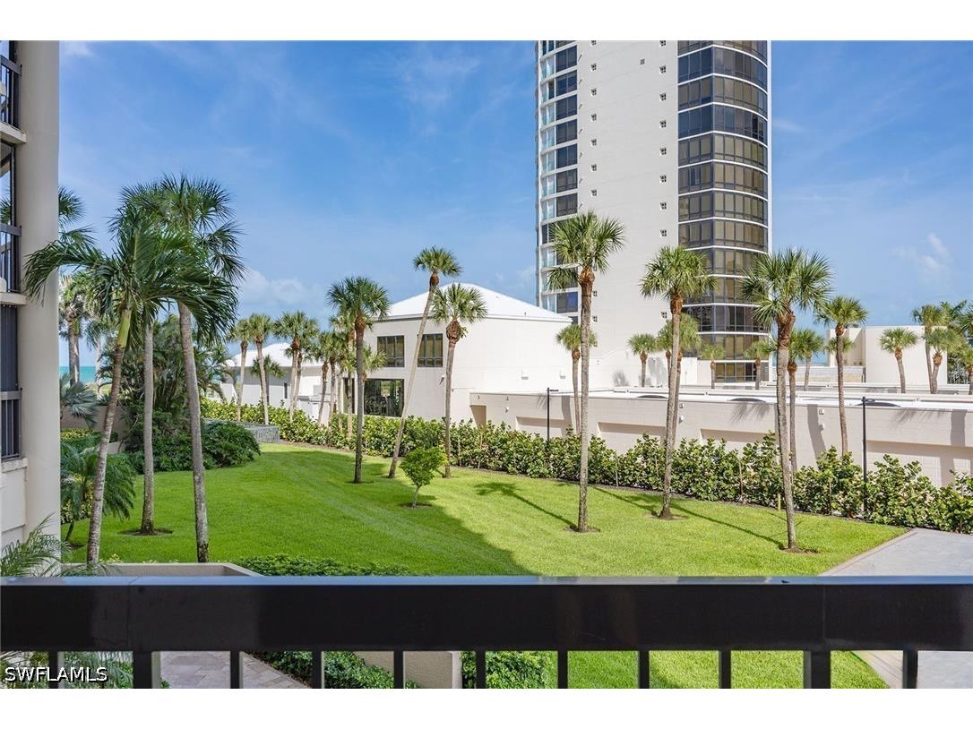 4551 Gulf Shore Boulevard N #200 Naples FL 34103 226026716 image31
