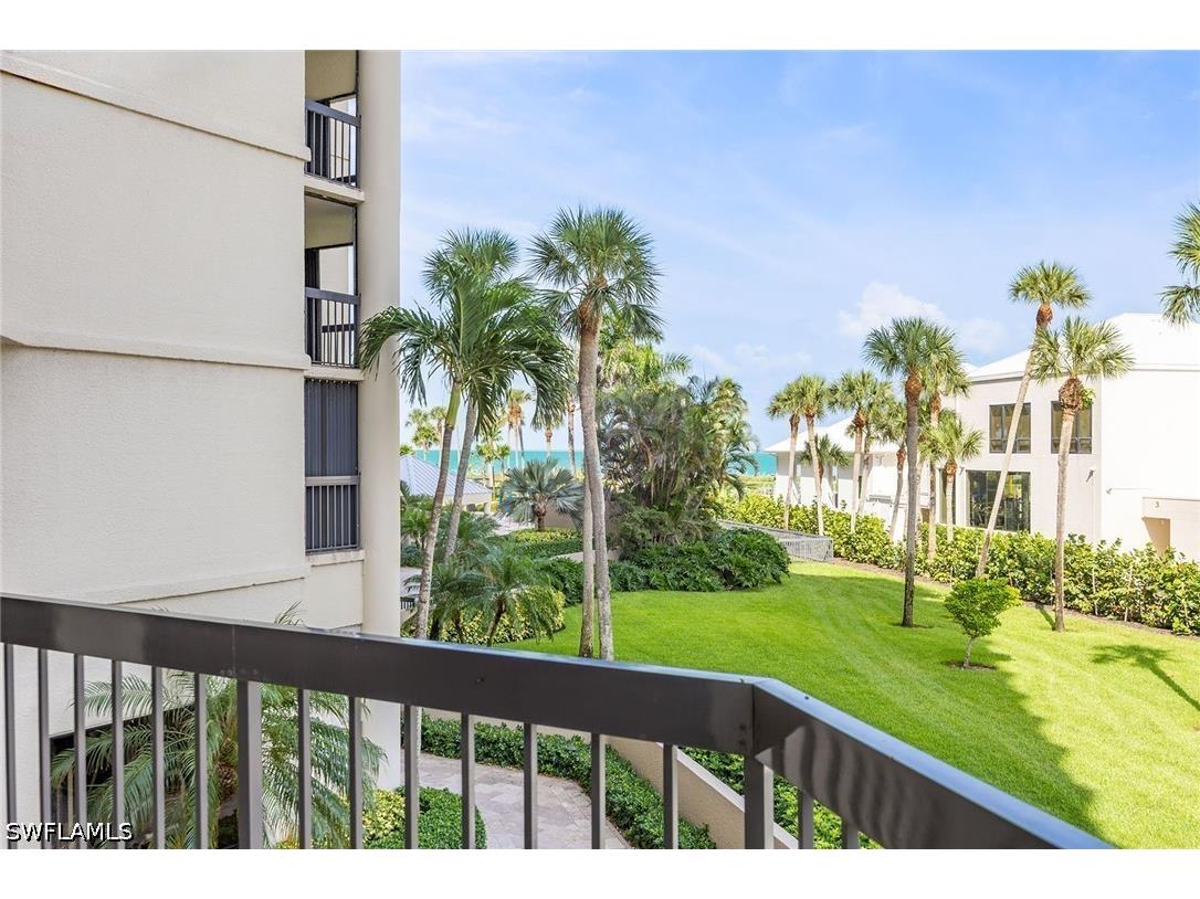 4551 Gulf Shore Boulevard N #200 Naples FL 34103 226026716 image32