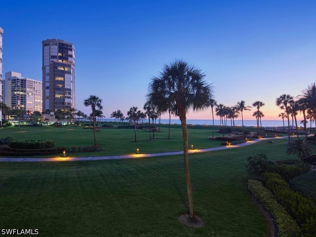 4551 Gulf Shore Boulevard N #204 Naples FL 34103 226019778 image2