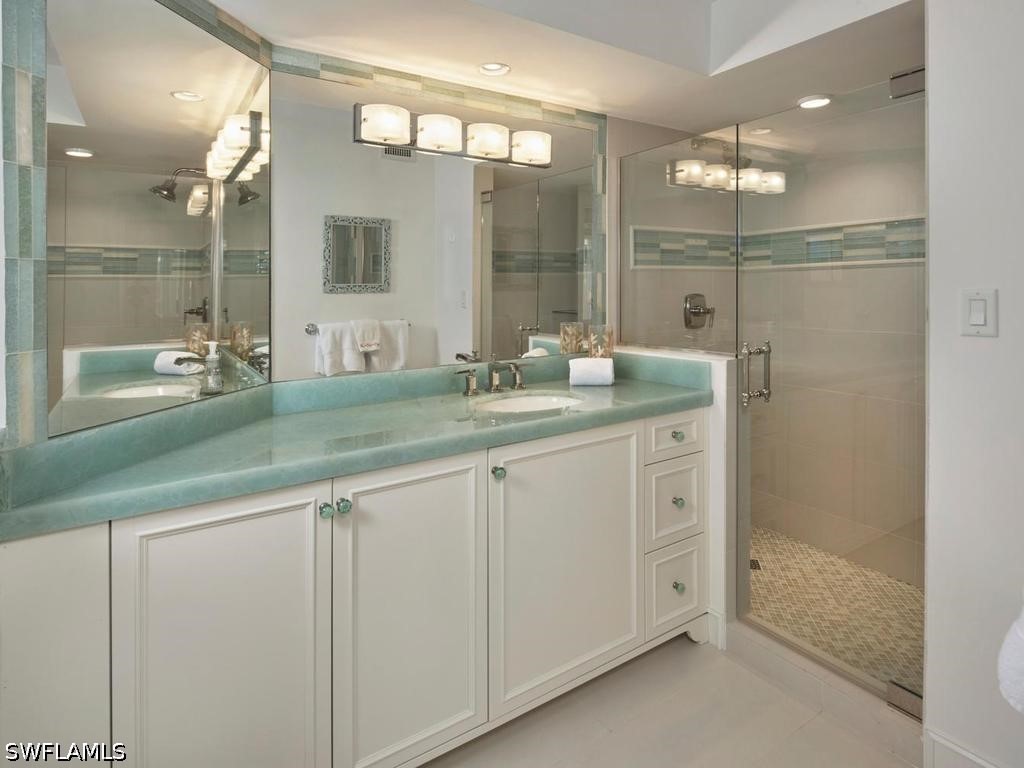 4551 Gulf Shore Boulevard N #204 Naples FL 34103 226019778 image22
