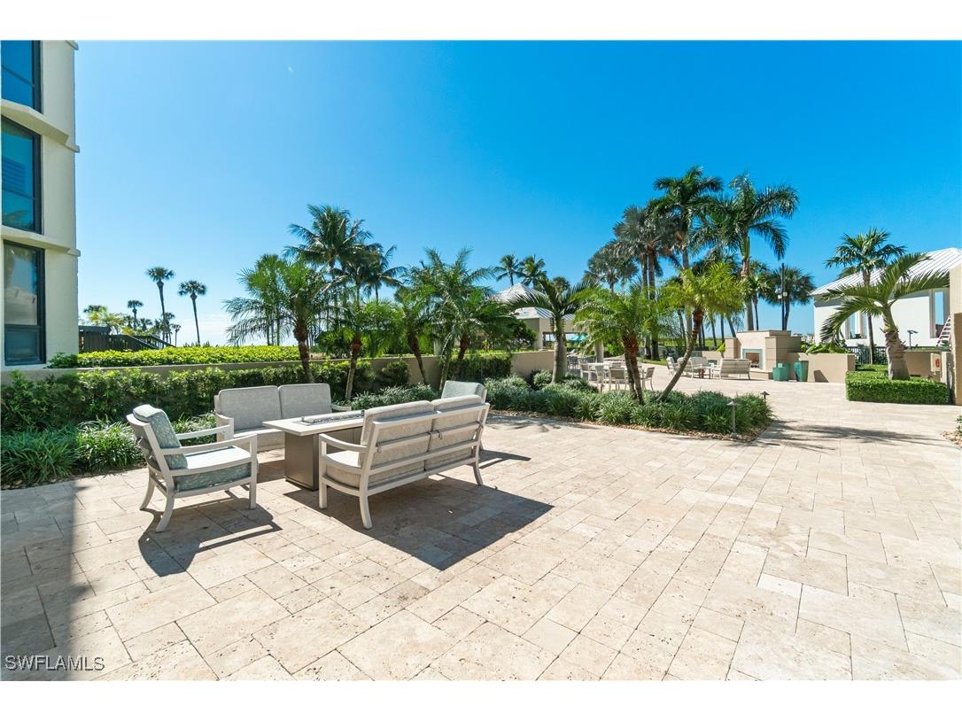 4551 Gulf Shore Boulevard N #205 Naples FL 34103 225076519 image25