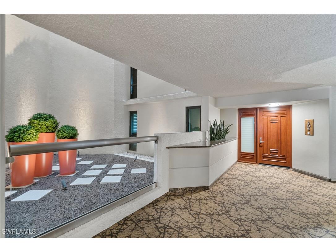 4551 Gulf Shore Boulevard N #205 Naples FL 34103 225076519 image48