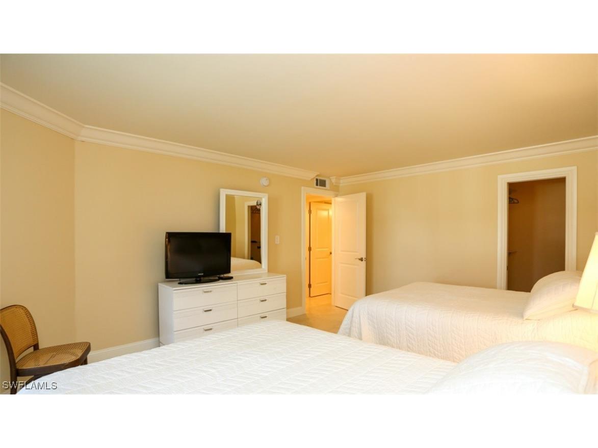 4551 Gulf Shore Boulevard N #301 Naples FL 34103 225070283 image31