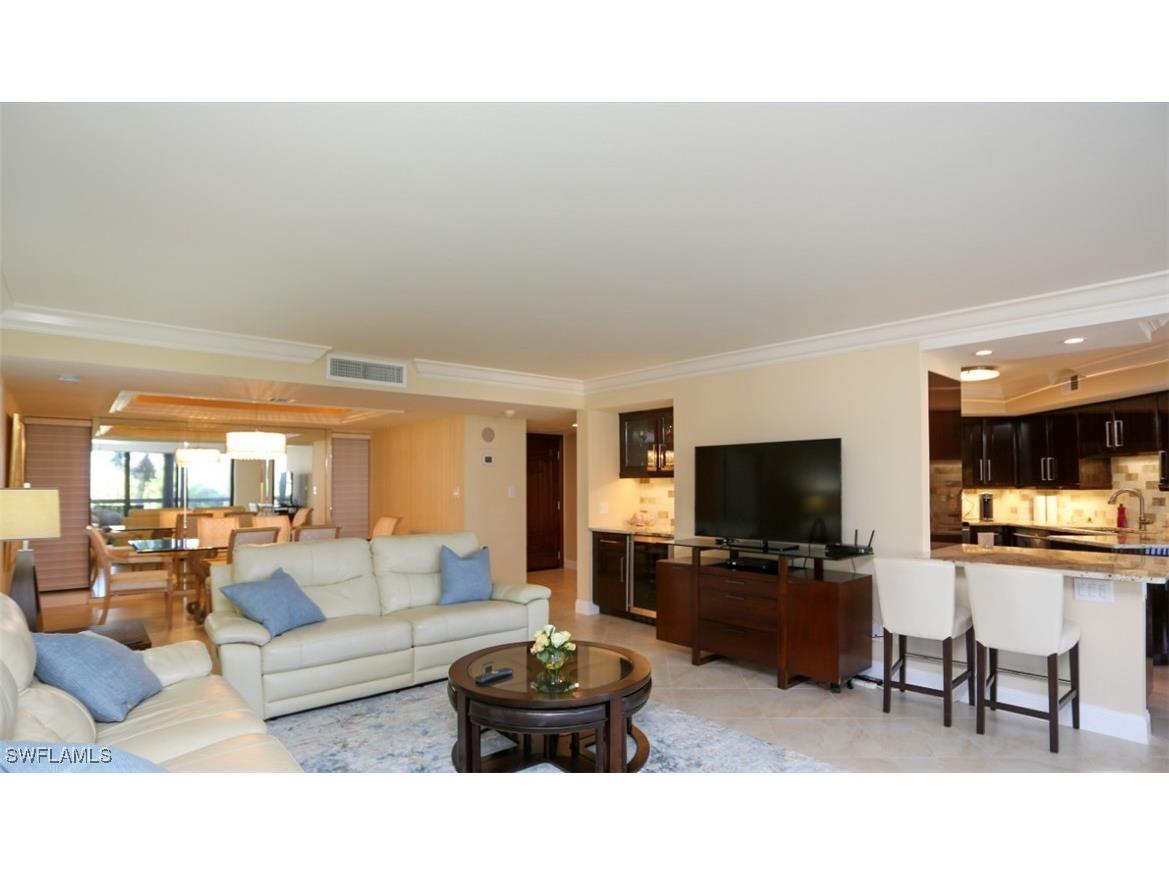 4551 Gulf Shore Boulevard N #301 Naples FL 34103 225070283 image5