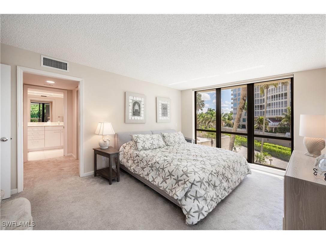 4551 Gulf Shore Boulevard N #306 Naples FL 34103 225066643 image21