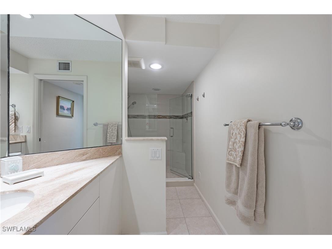 4551 Gulf Shore Boulevard N #306 Naples FL 34103 225066643 image24
