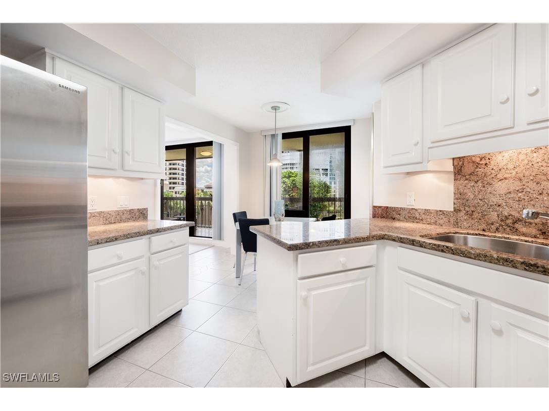 4551 Gulf Shore Boulevard N #306 Naples FL 34103 225070889 image18