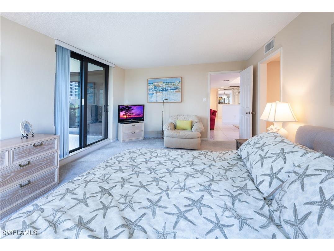 4551 Gulf Shore Boulevard N #306 Naples FL 34103 225070889 image22