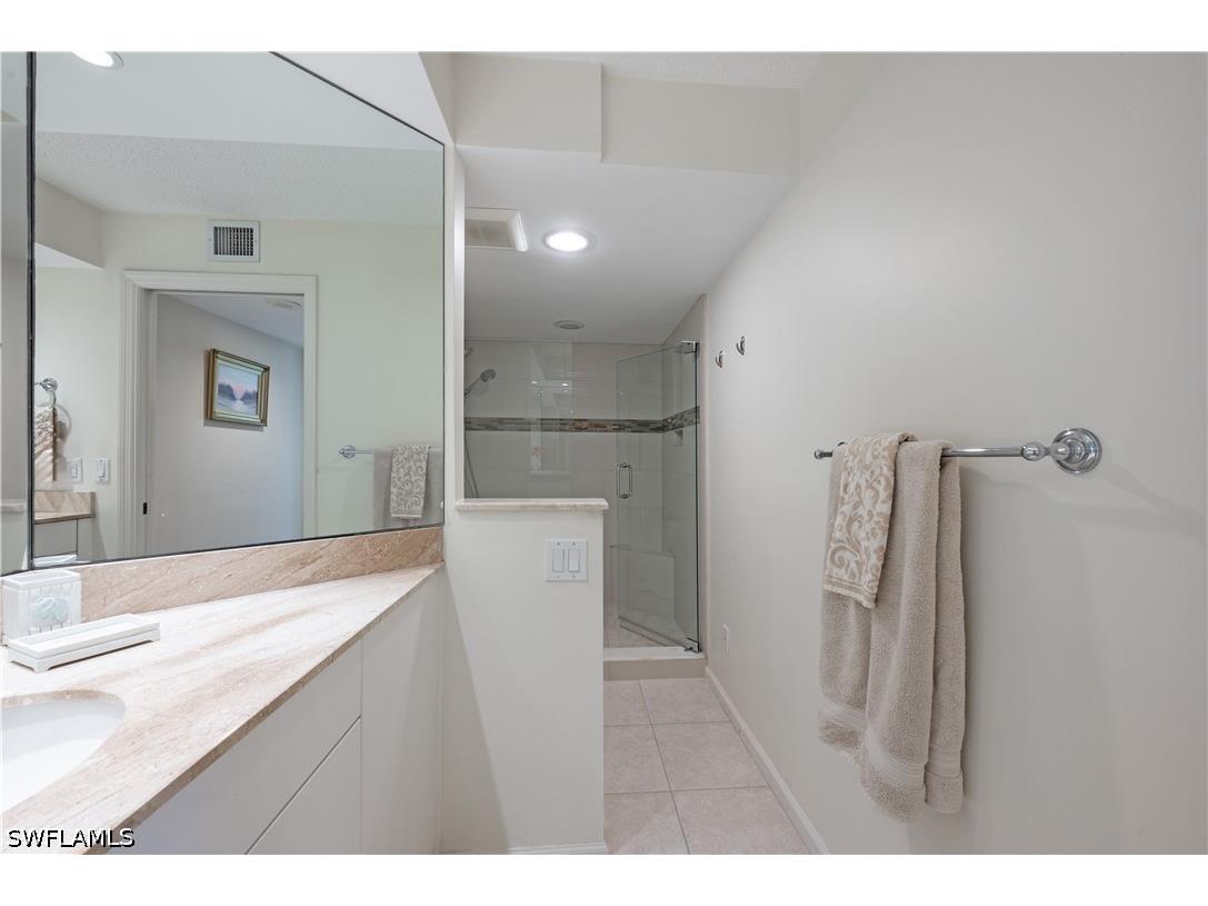 4551 Gulf Shore Boulevard N #306 Naples FL 34103 226022492 image24