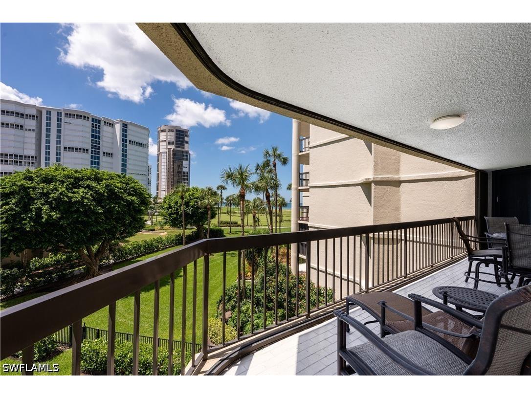4551 Gulf Shore Boulevard N #306 Naples FL 34103 226022492 image29