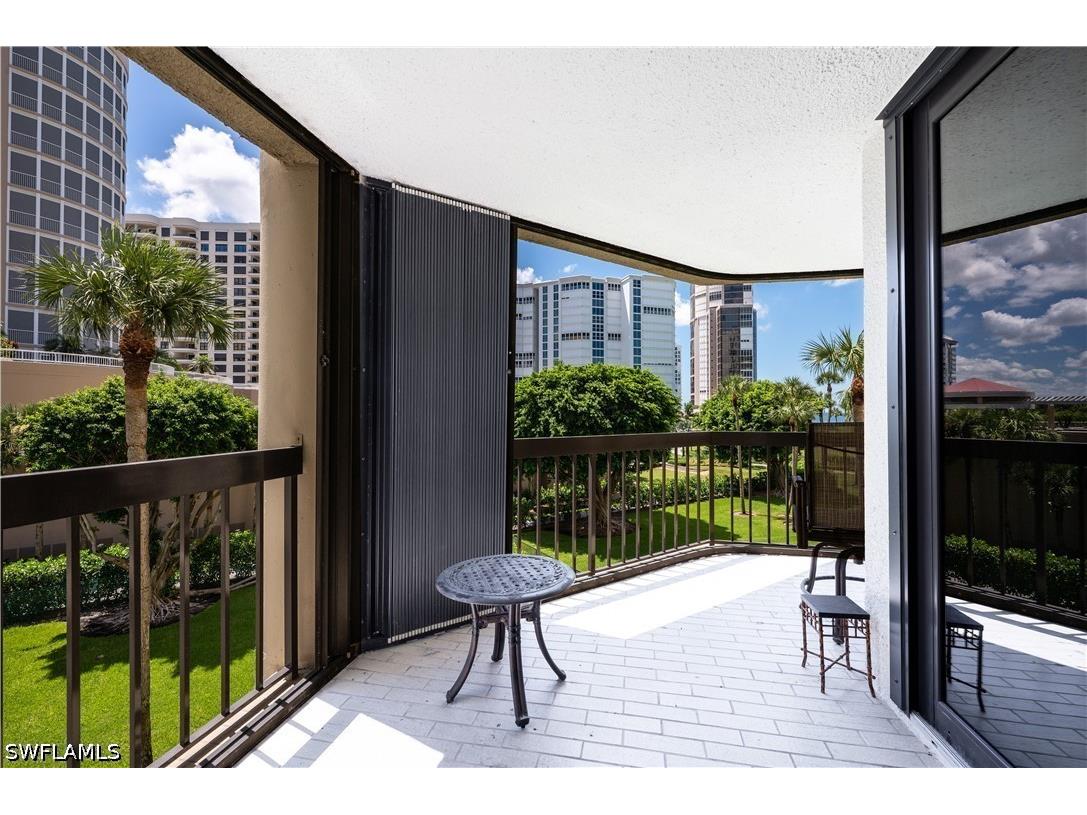 4551 Gulf Shore Boulevard N #306 Naples FL 34103 226022492 image5