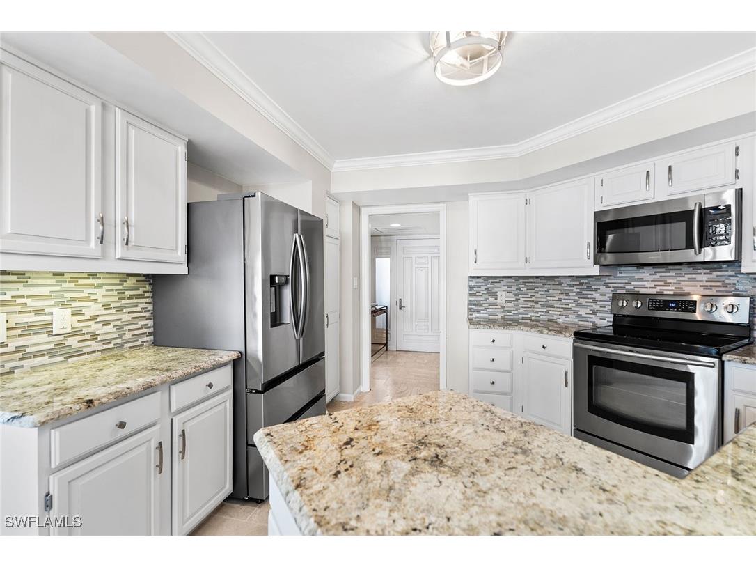 4551 Gulf Shore Boulevard N #400 Naples FL 34103 225074940 image11