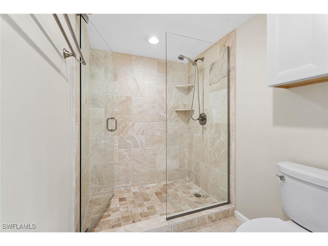 4551 Gulf Shore Boulevard N #400 Naples FL 34103 225074940 image18