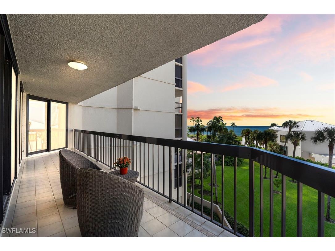 4551 Gulf Shore Boulevard N #400 Naples FL 34103 225074940 image2