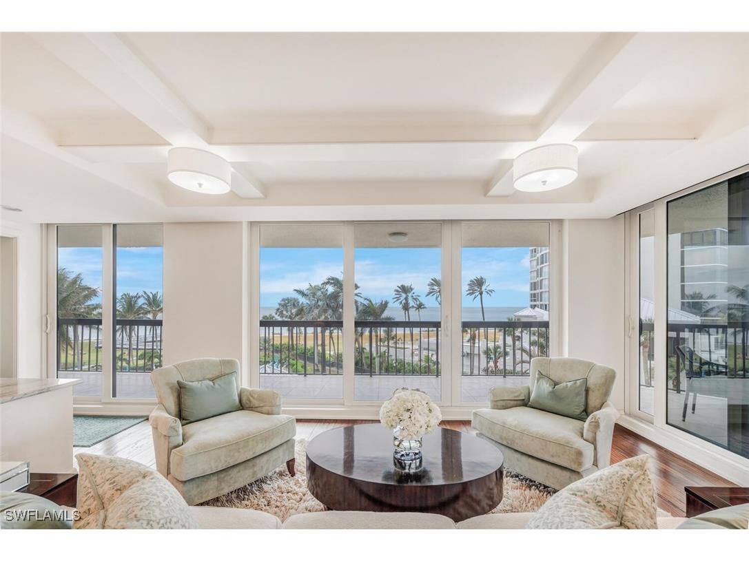 4551 Gulf Shore Boulevard N #402 Naples FL 34103 224085069 image1