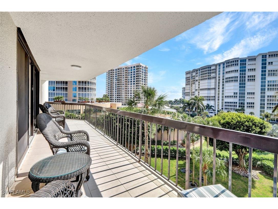 4551 Gulf Shore Boulevard N #505 Naples FL 34103 225081424 image24