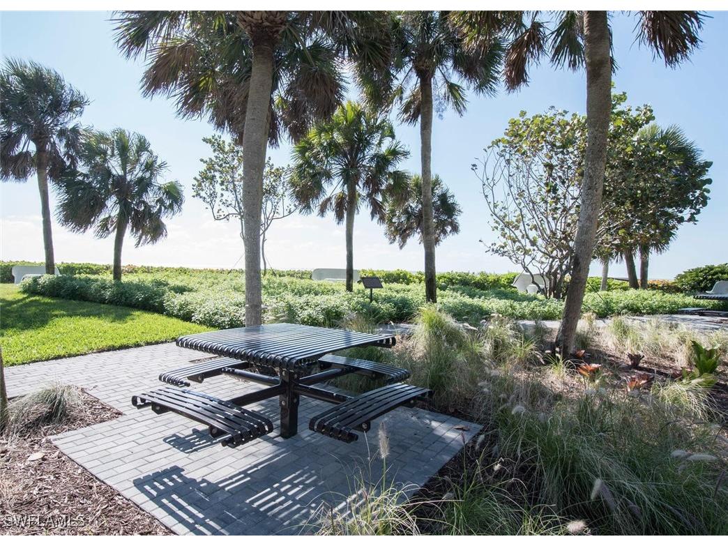 4551 Gulf Shore Boulevard N #605 Naples FL 34103 224084261 image48