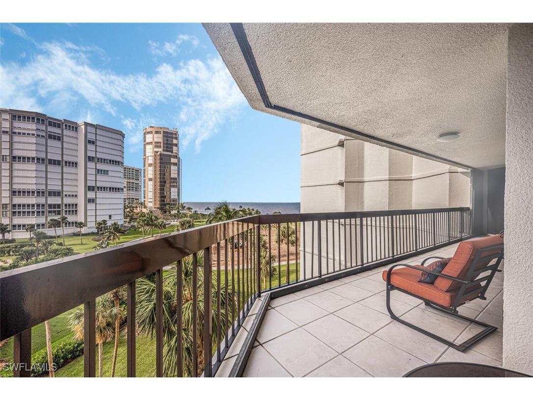 4551 Gulf Shore Boulevard N #605 Naples FL 34103 225068797 image21